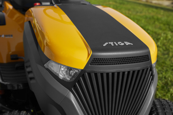 Stiga Tornado 7108e Akku Rasentraktor