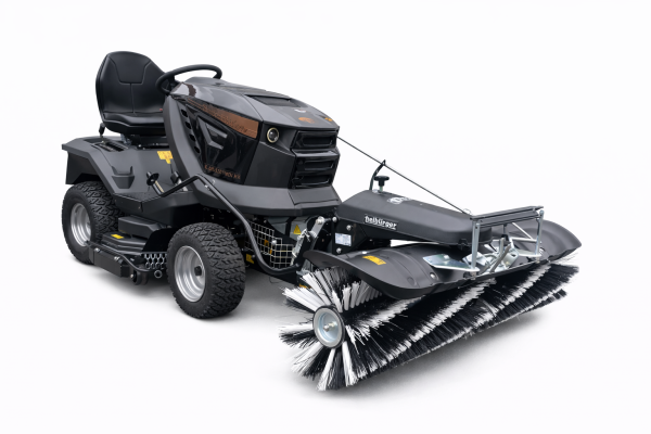 EFCO Black Edition BL 295/110 Twin HH Rasentraktor mit Kehrmaschine